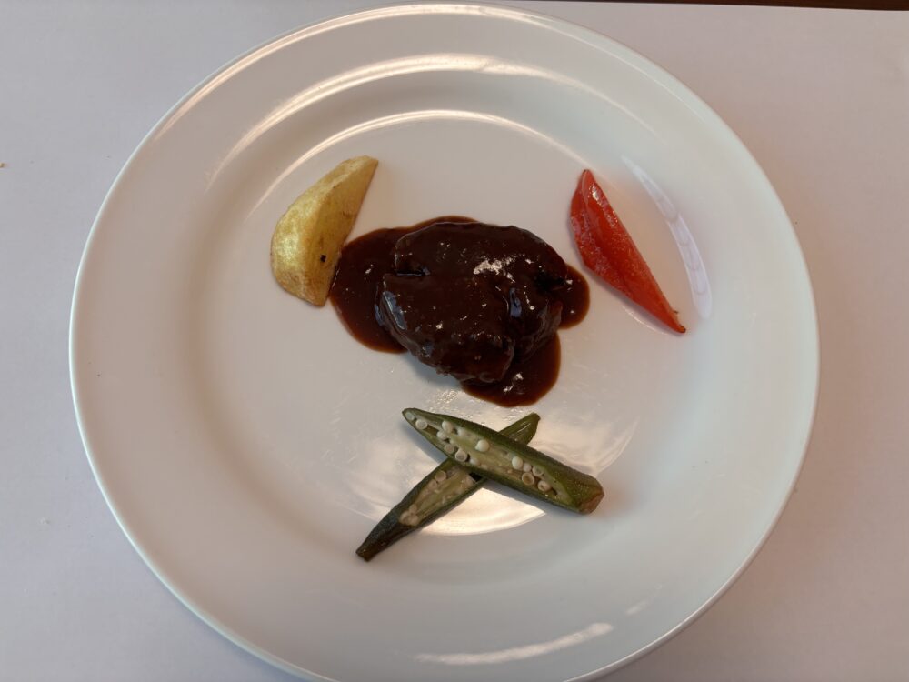 お肉料理の写真